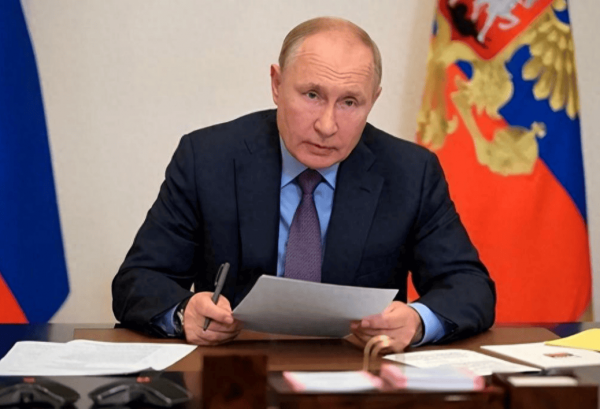 普京贪图签“正人协定”，向北约32国立下保文凭，俄罗斯毫不会打它们